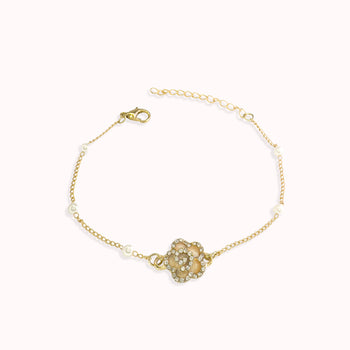 FloraGlow Chain Bracelet