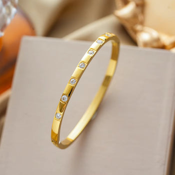 Linear Solea 18k bangle