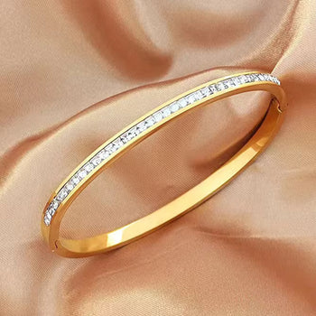 Single Row Rhinestones 18k Gold Bangle