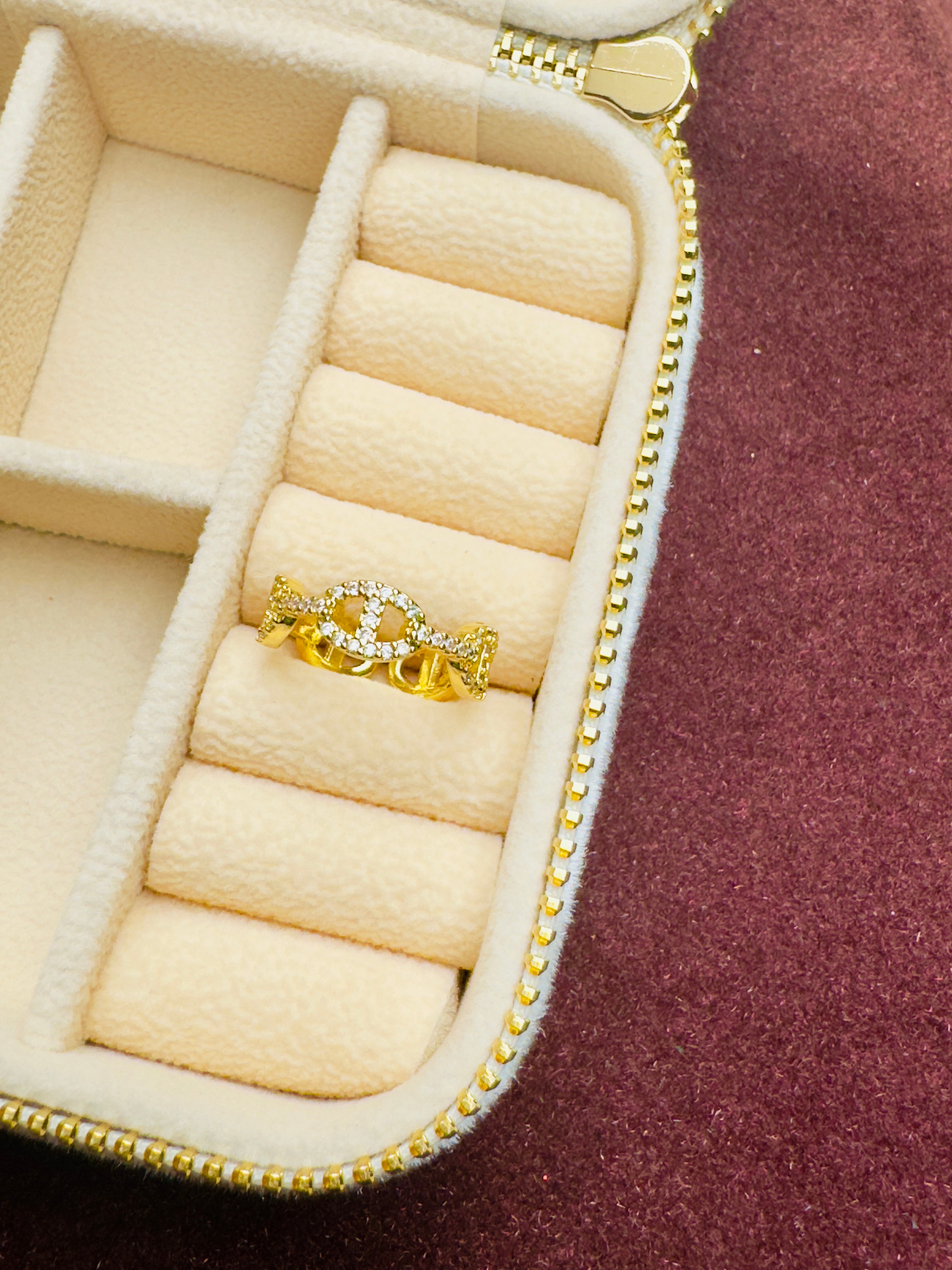 Contemporary Link Zircon Ring