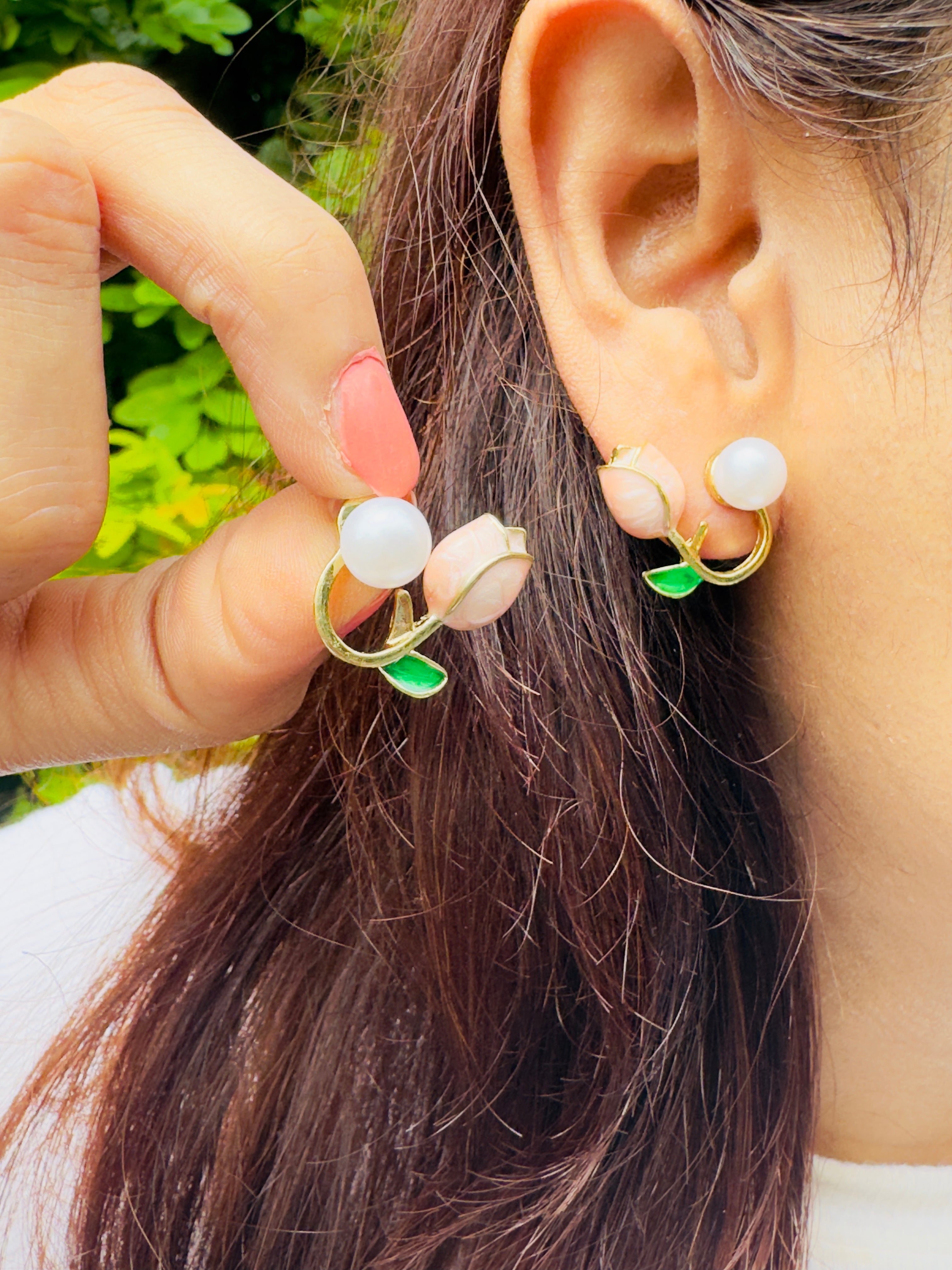 Rose Pearl Studs